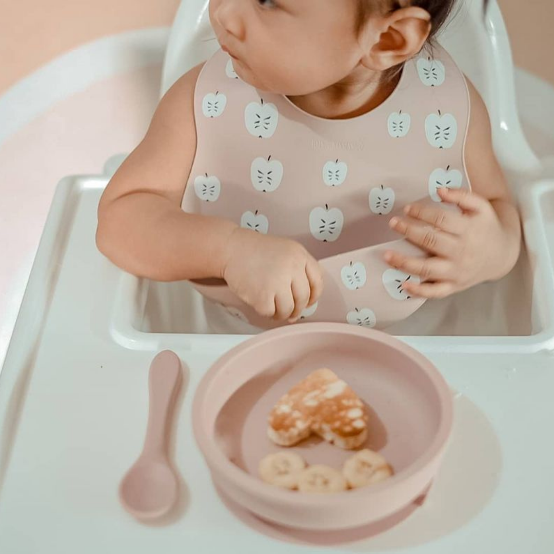 Tots & Kisses First Solids - Bib, Bowl, Spoon Set